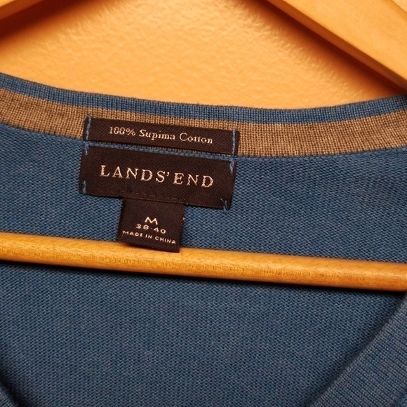 Men’s Lands' End V-Neck Sweater - Picture 2 of 3